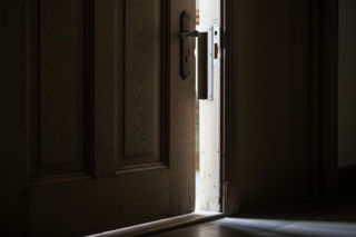 Dom zakonnic w Ostrowie Wielkopolskim. Co naprawdę działo się za murami klasztoru?