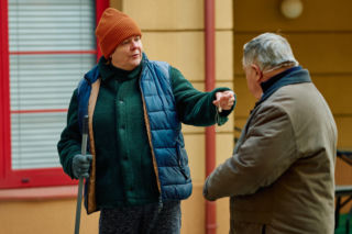 Na Wspólnej, odcinek 4197: Remek rozpoznaje w gościu Igi i Jakuba prostytutkę, która zeznawała na komendzie