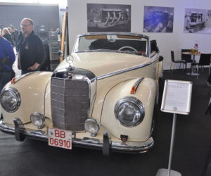 Aukcja zabytkowych Mercedesów w muzeum w Stuttgarcie