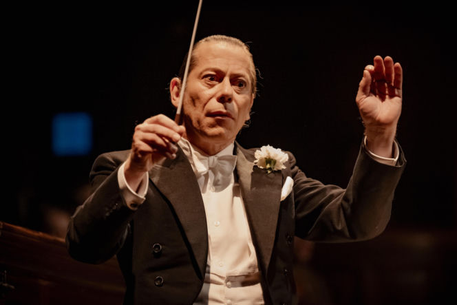 Kadry z filmu "Ostatnia sesja w Paryżu"