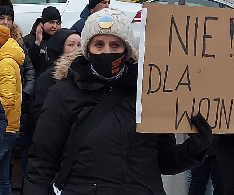 Starachowice solidarne z Ukrainą. Wiec poparcia na Rynku 