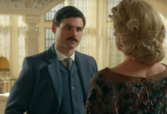 "La promesa - pałac tajemnic", odcinek 341: Feliciano zdobywa się na odważny krok i prosi Teresę o rękę