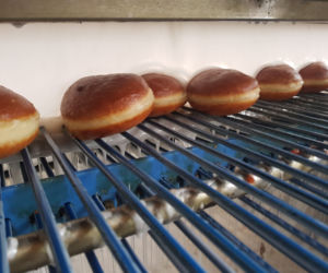 Tłusty czwartek w Olsztynie – Jak powstają pyszne pączki?