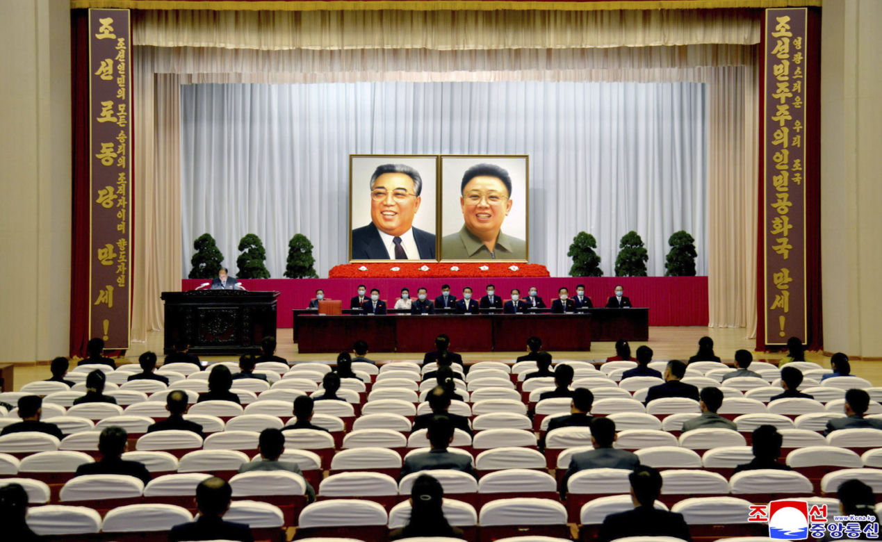 Kim Dzong Un zakazał się śmiać! Trzeba wytrzymać pzez 11 dni