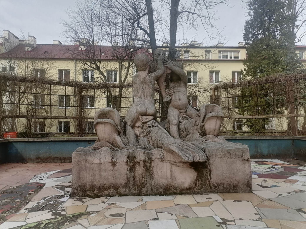 Zapomniana fontanna przejdzie renowację? Radny proponuje zbiórkę 