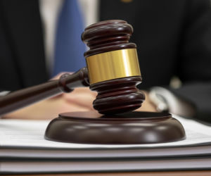 Napięcia na szczytach władzy. Prezydent i rząd – co kryje się za narastającym konfliktem?