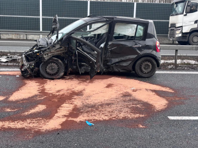 Wypadek na A4 w stronę Tarnowa. Lądował LPR, ogromne korki