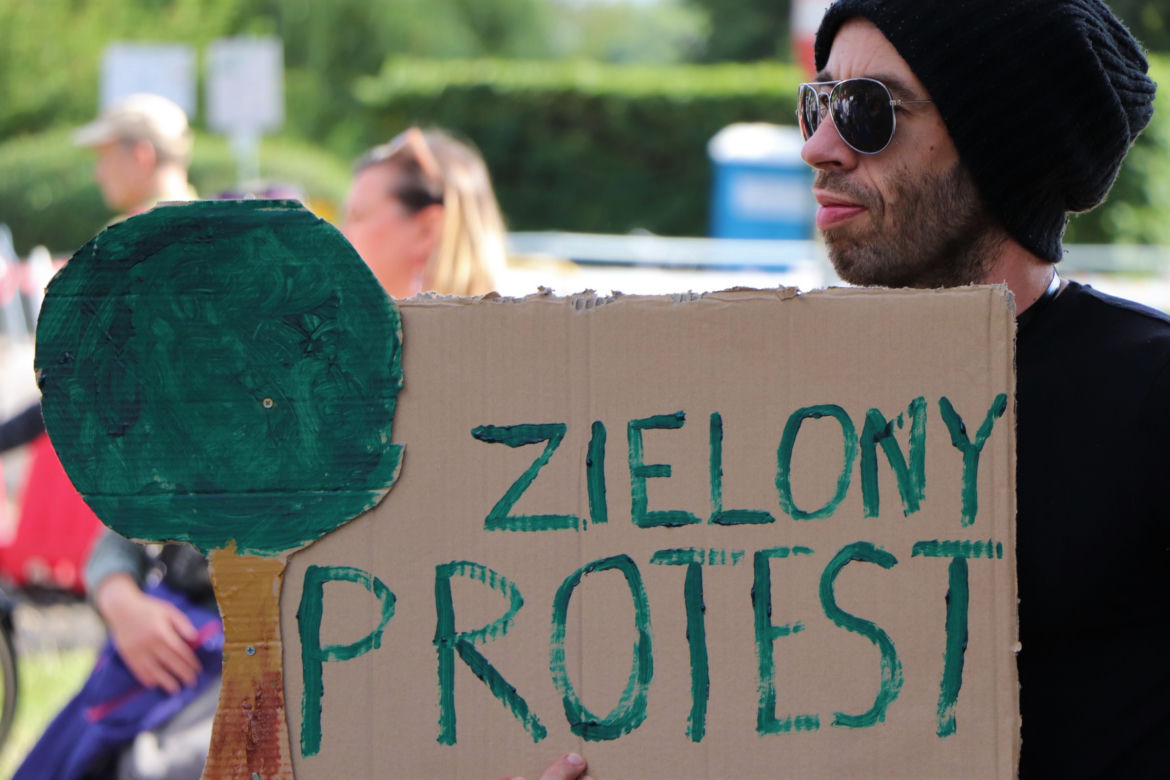 Wielki protest w Toruniu. Mieszkańcy mówią #stopBETONOZIE