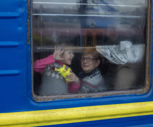 1,5 tys. uchodźców z Ukrainy przyjechało specjalnym pociągiem na Śląsk