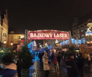 Jarmark Bożonarodzeniowy we Wrocławiu po zmroku. Robi wrażenie! [ZDJĘCIA]
