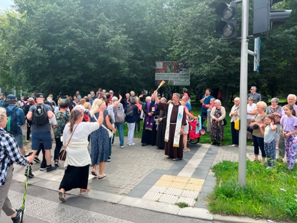 45. Lubelska Piesza Pielgrzymka na Jasną Górę. "Odzyskuje żonę i córki. Mam za co dziękować"