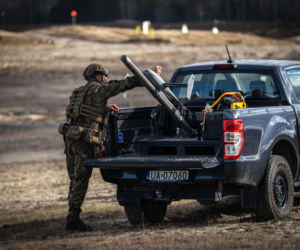 Apache, wojskowe drony i widowiskowe loty dla publiczności. Małopolski Festiwal Dronów już w październiku w Krakowie!