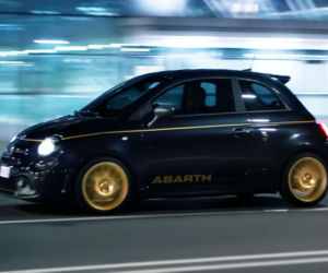 Abarth 595 Monster Energy Yamaha i Scorpioneoro