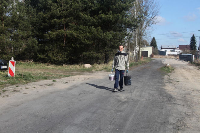 Przez urzędników noszę wodę w wiadrach