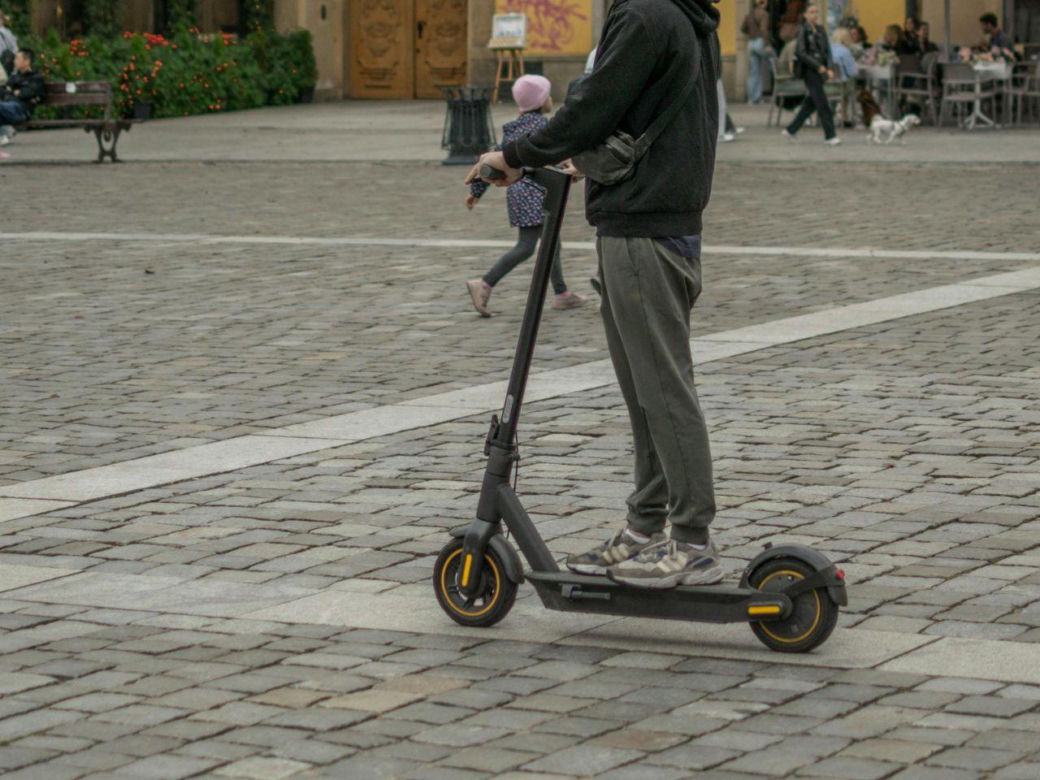 Hulajnoga elektryczna