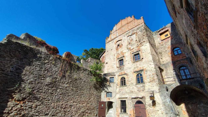 Tu mogą leżeć skarby warte miliony. Poszukiwacze wskazują Dolny Śląsk