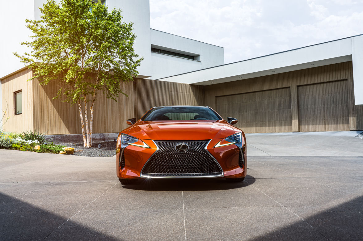Lexus LC w kolorze Blazing Carnelian