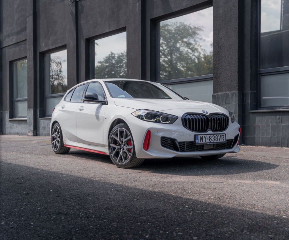 BMW 128ti (F40)