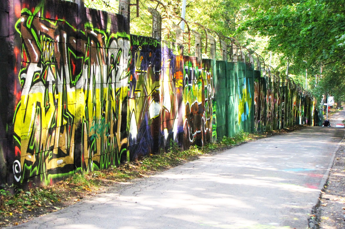 Graffiti przy Żeglarskiej w Rzeszowie nabrało kolorów