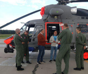 Uratowani żeglarze podziękowali pilotom