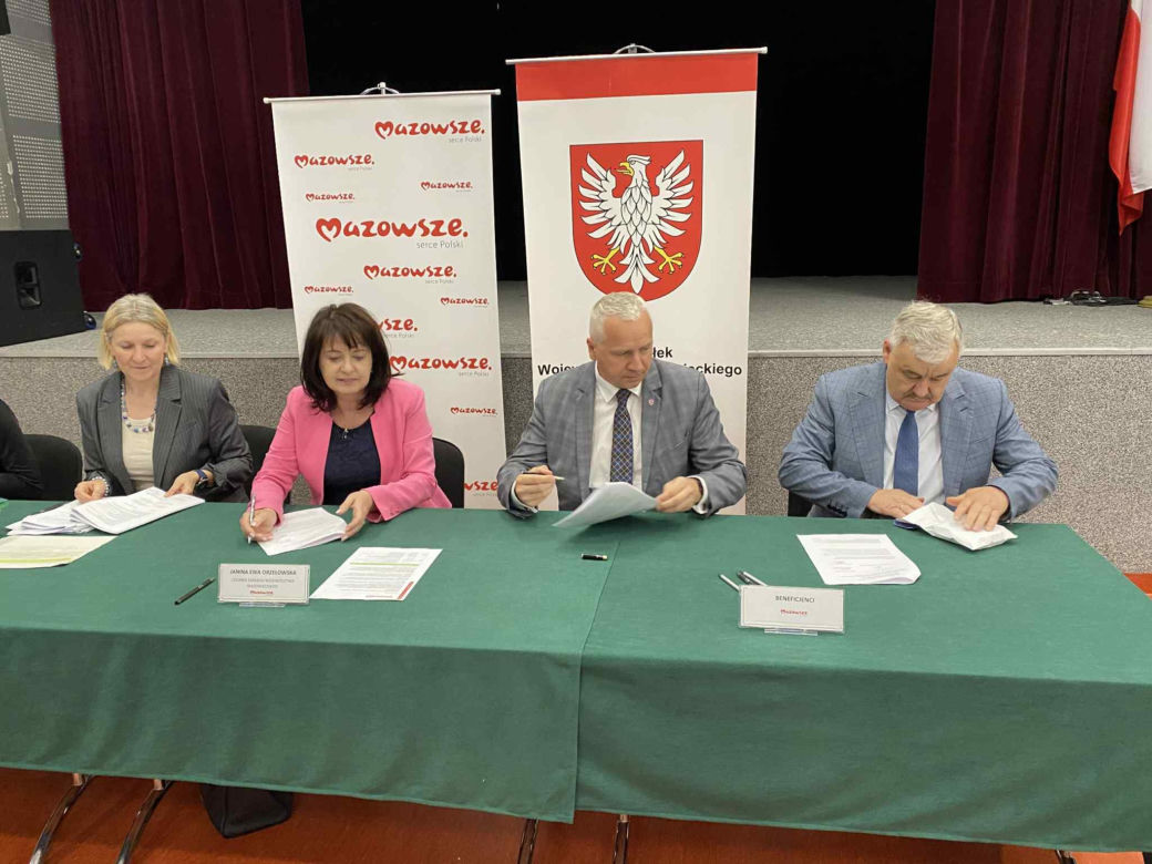 Kilkadziesiąt nowych inwestycji w powiecie siedleckim z dofinansowaniem Mazowsza