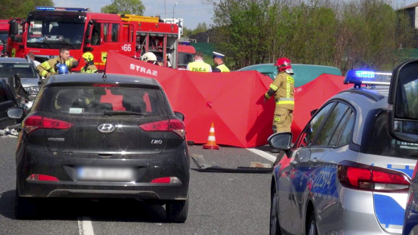 Dwie osoby zginęły na DK 2. Tragiczny wypadek w Kałuszynie!