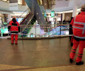 Kolejna tragedia w Złotych Tarasach. Nie żyje kobieta