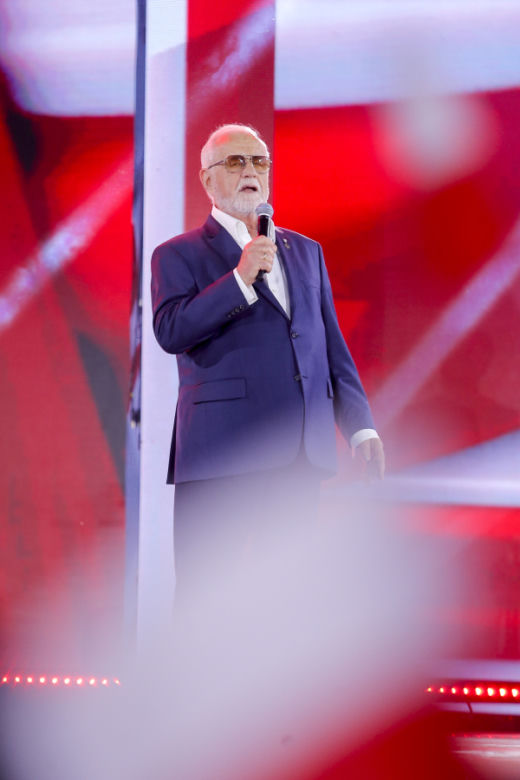 Wakacyjna Trasa Dwójki w Elblągu. Koncert piosenki wojskowej państw NATO