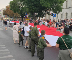 „Cześć i chwała bohaterom!”. Siedlczanie spotkali się w centrum miasta, by uczcić 82. rocznicę wybuchu Powstania Warszawskiego