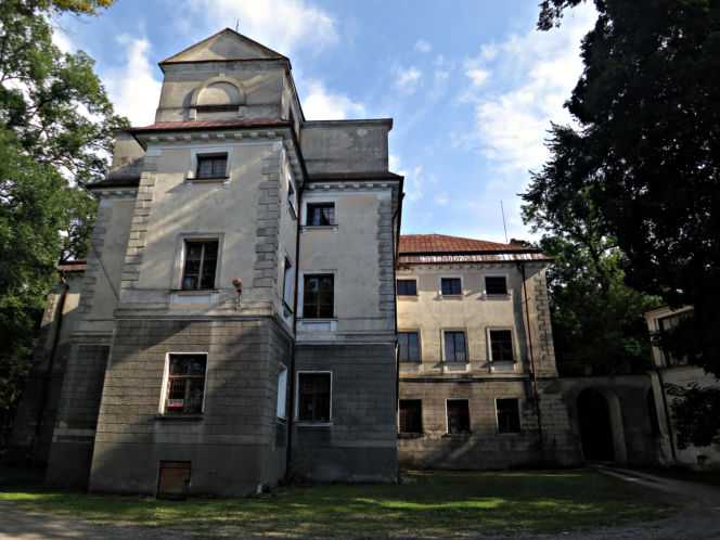 To miasto jest jednym z najpiękniejszych na Śląsku. Zachwyca unikatowym pałacem w województwie