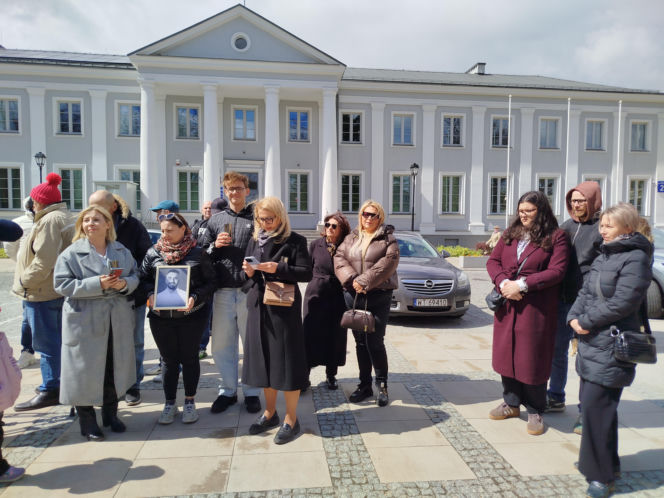 Siedlczanie uczcili minutą ciszy pamięć o zmarłym pośle Łukaszu Litewce