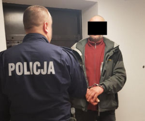 Wyrzucili z okna za 2,5 zł