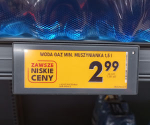 Zapłacisz więcej za zakupy? Biedronka i Lidl doliczają kaucję bez ostrzeżenia!