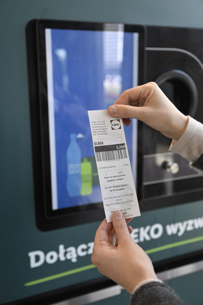 Tak Polacy zarabiają na butelkach i puszkach! Prawie 1000 zł za jednym zamachem