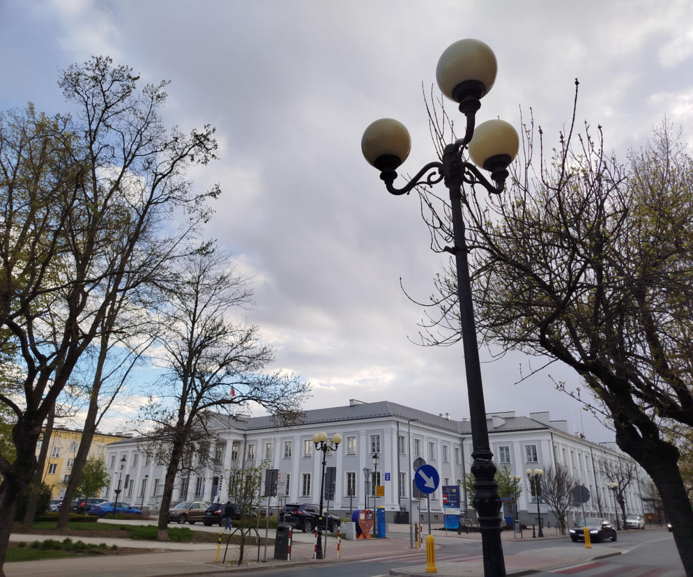 Jeszcze w tym roku oświetlenie uliczne w Siedlcach zostanie zmodernizowane. Lampy będą wymieniane na energooszczędne