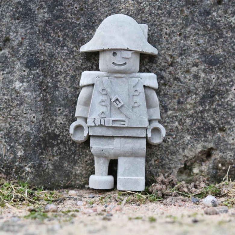 Minifigurki LEGO z betonu