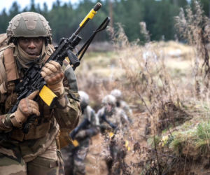 Afrykańscy żołnierze w europejskich armiach? Kontrowersyjny pomysł na rekrutację Afrykanów do wojsk UE