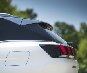 Peugeot 3008 GT HYbrid4 300 KM e-EAT8