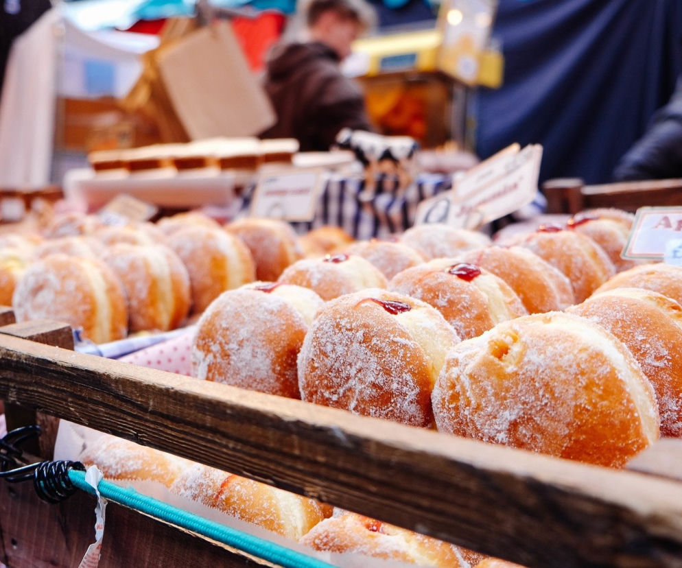 Ile kosztują pączki: Biedronka, Auchan, Lidl... Ceny pączków w łódzkich marketach