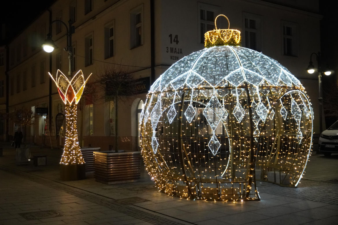 Świąteczne iluminacje rozświetliły Rzeszów