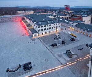 Stara Kopalnia Jula w Wałbrzychu zrewitalizowana i zaadaptowana na Centrum Nauki i Sztuki. Powierzchnia terenu kopalni to 4 ha