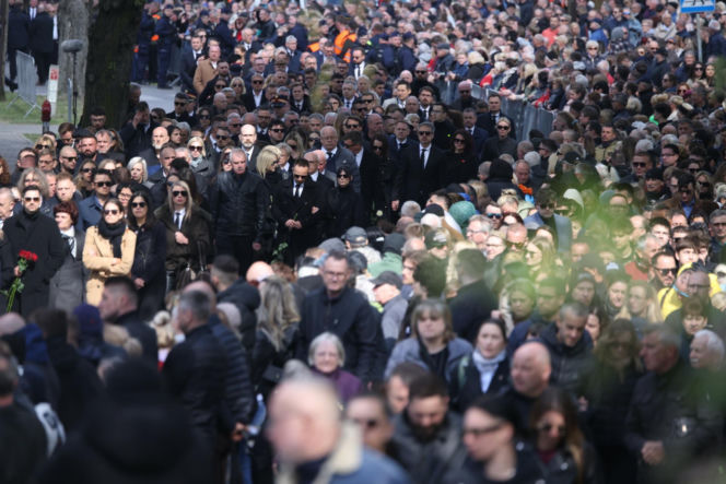 Poseł Łukasz Litewka spoczął w honorowym miejscu