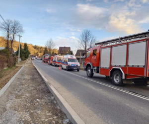 FATALNY WYPADEK w Lubomierzu! Dwie osoby trafiły do szpitala