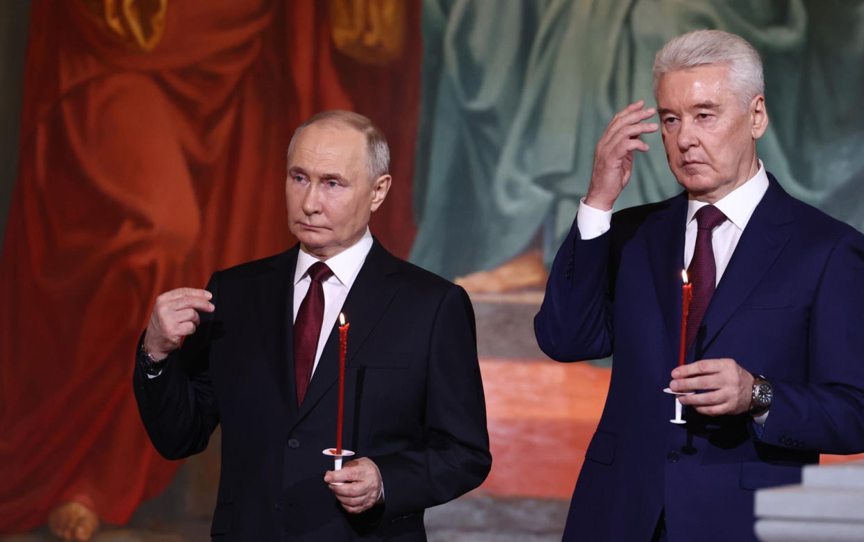 Putin pokazał się na mszy! Widok jego twarzy może zdziwić. Co się stało?