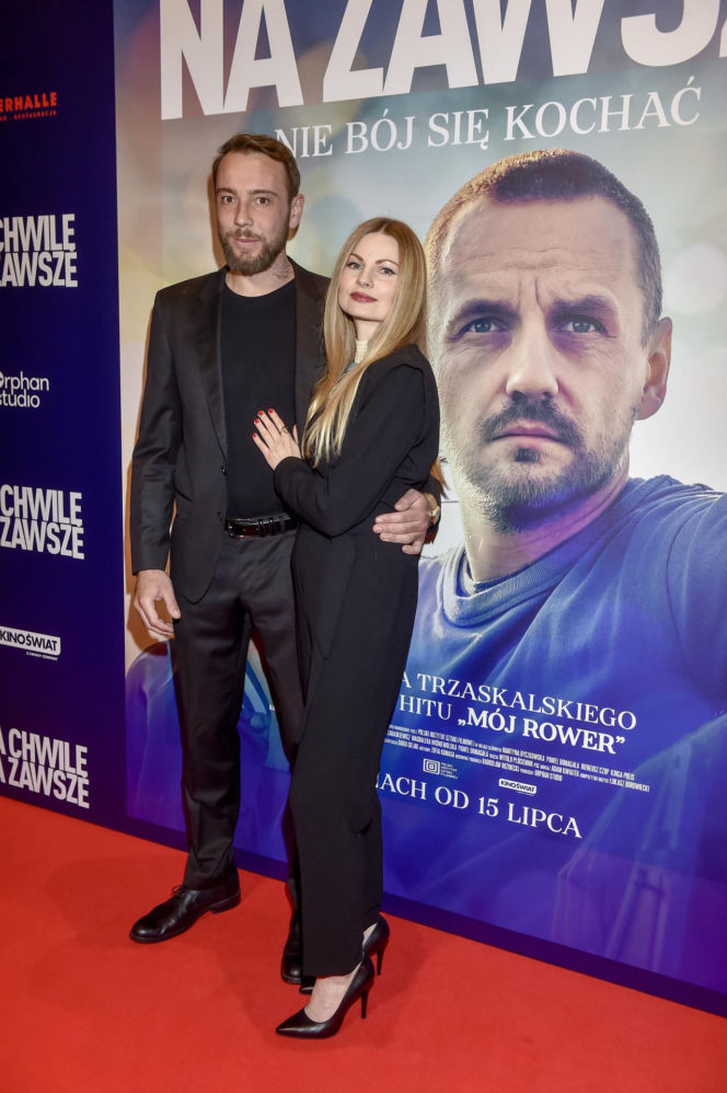 Debiutował jako Magik w "Jesteś Bogiem". Tak na przestrzeni lat zmienił się Marcin Kowalczyk