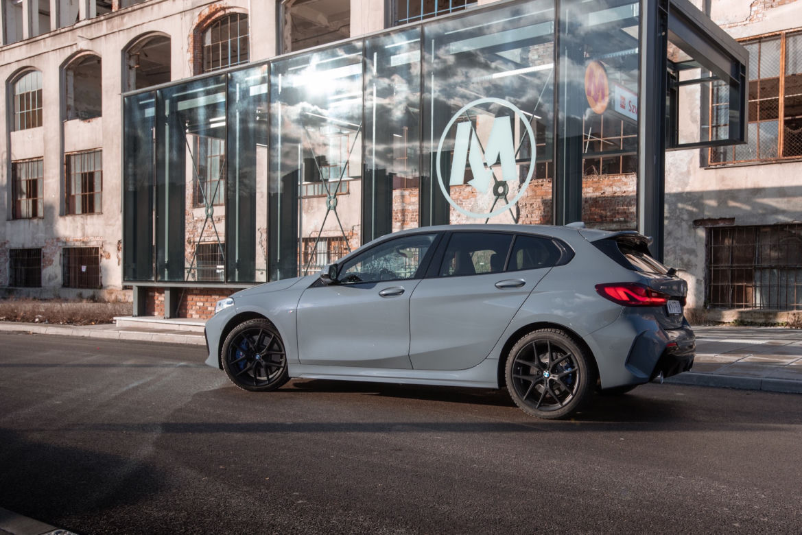 BMW 120d XDrive (F40)