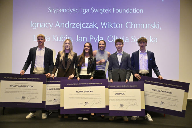 Iga Świątek rozdała stypendia