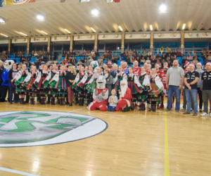 Mecz Słodkich Serc 2018. Sportowa odsłona Pomóż Dzieciom Przetrwać Zimę