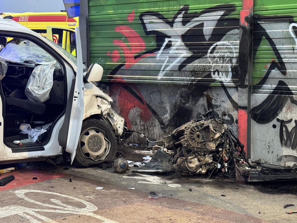  Warszawa. Wypadek na ul. Marsa. Zderzenie sześciu pojazdów [ZDJĘCIA]