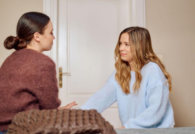 Na Wspólnej, odcinek 4174: Prowokacja Kaliny w dniu ślubu kończy się dramatycznym upadkiem ze schodów - ZDJĘCIA